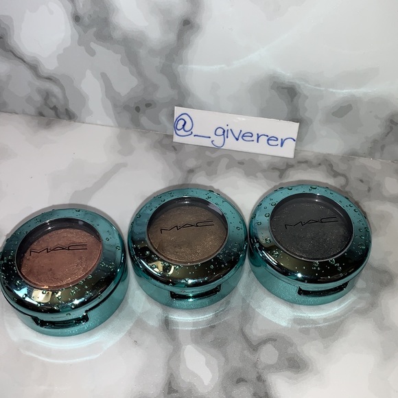 3 x Alluring Aquatic Extra Dimension Eyeshadow Collection MAC - Picture 4 of 17